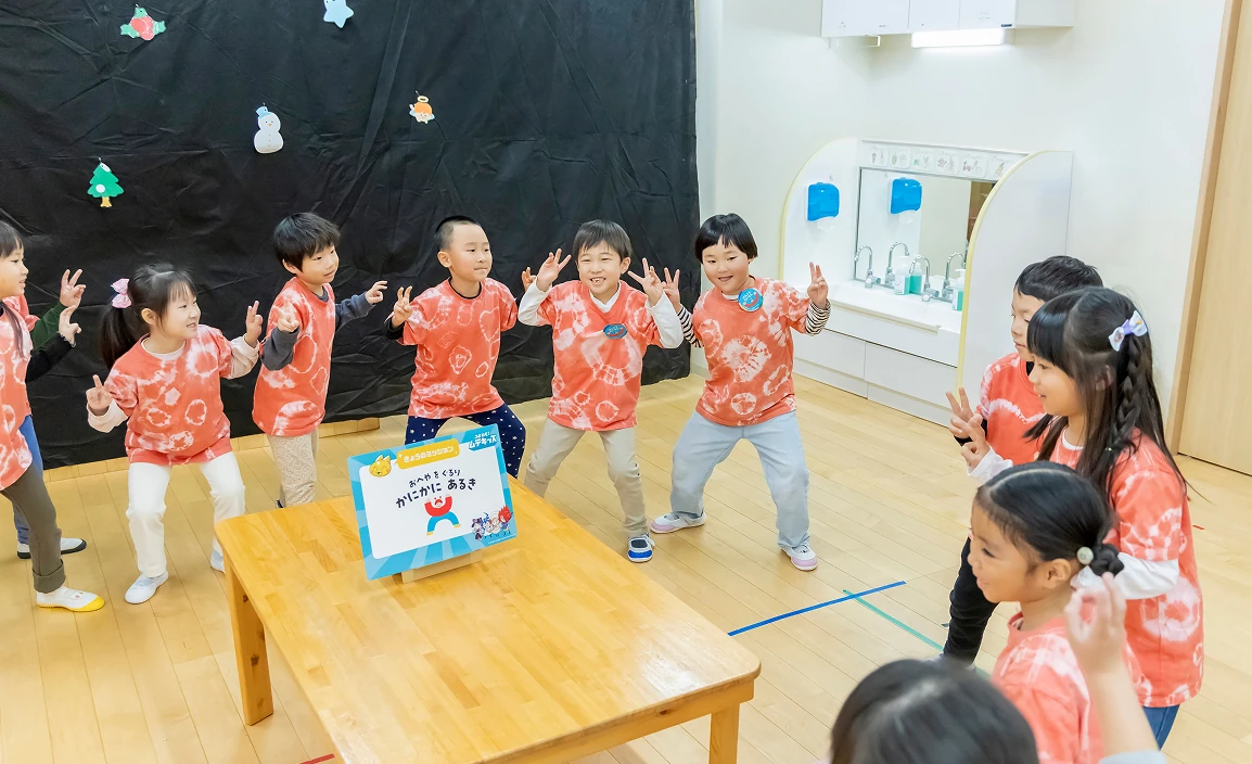 ミッションに取り組む子どもたち