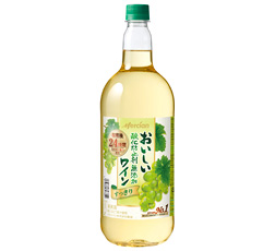 「おいしい酸化防止剤無添加白ワイン　ペットボトル」1500ml 商品画像